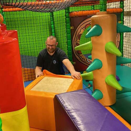 Indoor speeltuin repareren ELI Play Serviceteam