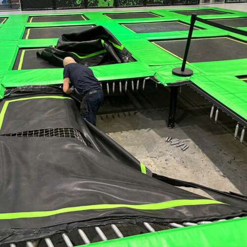 Trampolinepark repareren ELI Play serviceteam