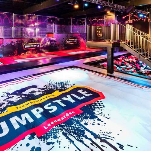 Airbag met jump tower Trampolinepark ELI Play