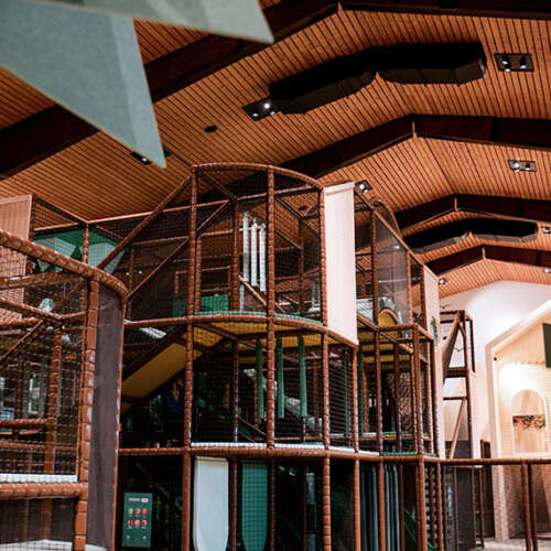 ELI Play Lieferant Indoor Spielplatz Vier Jahreszeiten am Schluchsee