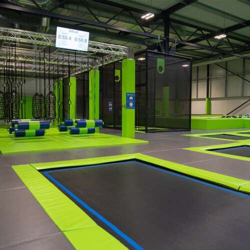 Parcours ninja au parc de trampolines Yatoo